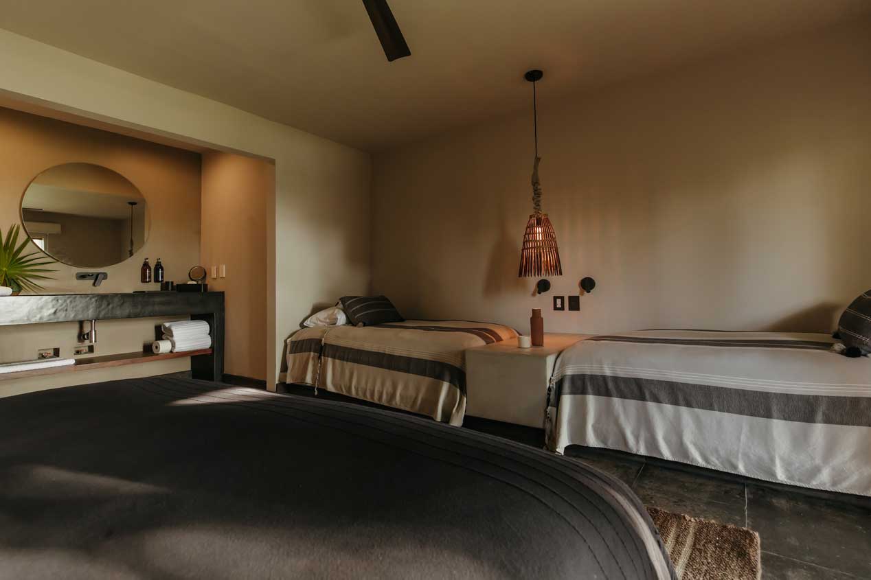 Basecamp Beach King & Twin Room terrace